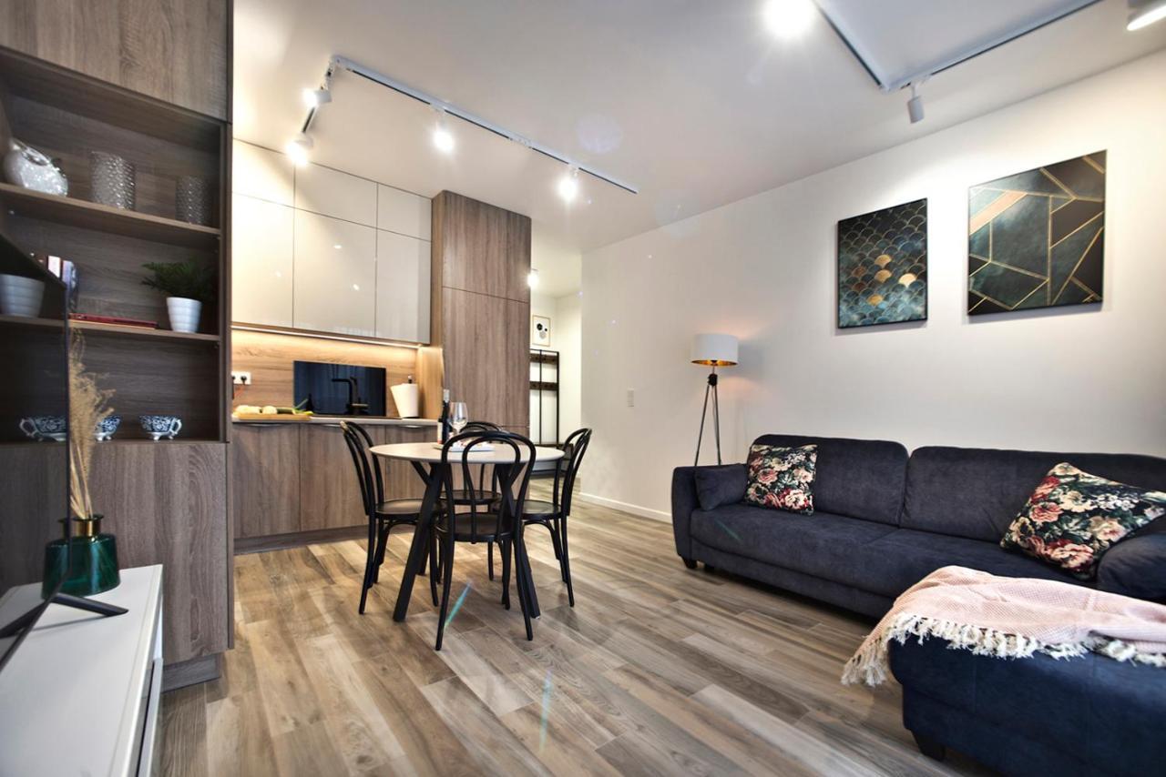 Goclaw P&O Serviced Apartments Warsawa Bagian luar foto